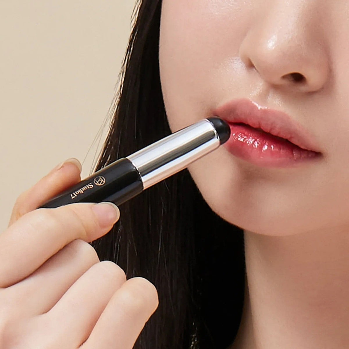 [STUDIO17] Silicone Lip Brush - Palace Beauty